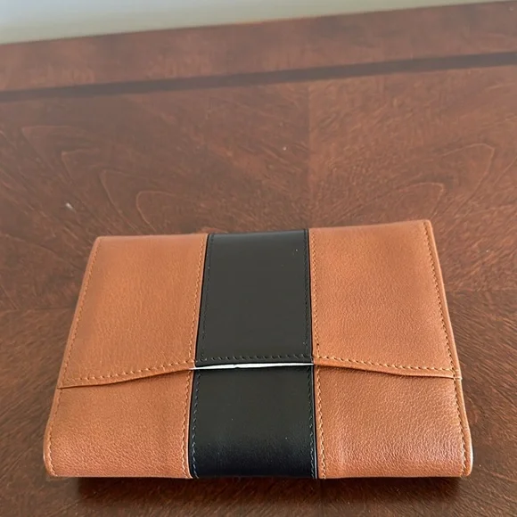 NWT Ralph Lauren Ricky Purple Label Leather Wallet Iconic Brown and Navy Color
